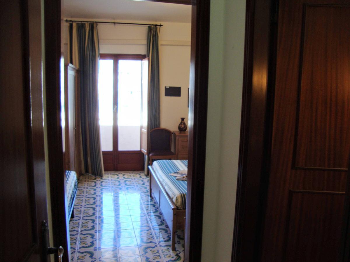 Hotel Conte - S. Angelo Bay Serrara Fontana Екстер'єр фото