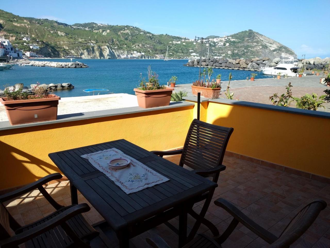 Hotel Conte - S. Angelo Bay Serrara Fontana Екстер'єр фото